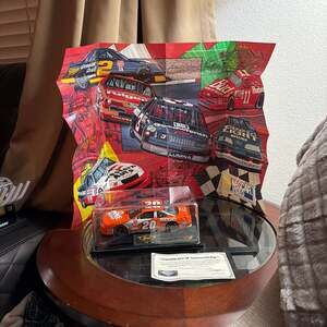 Revell 2000 Tony Stewart #20 Home Depot Rookie of the Year Club 1:24 Scale Dieca